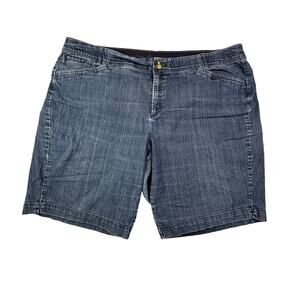 CJ Banks Woman's Size 22W Shorts Denim Jeans 12 Inch Rise Casual
